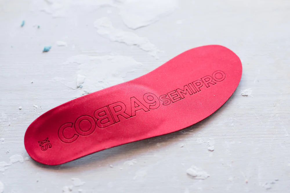 COBRA9 SemiPro Carbon Cycling Orthotics / Medium Arch